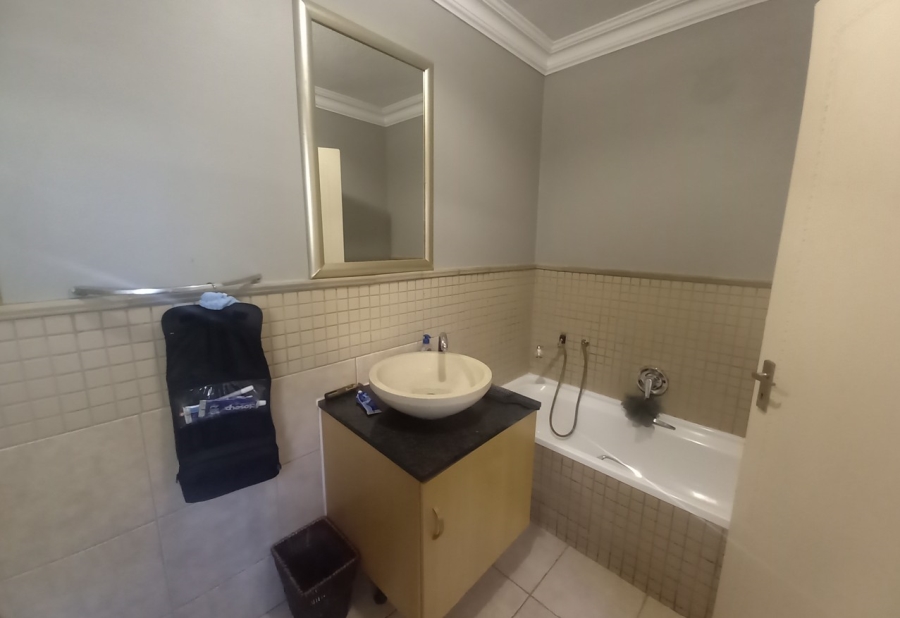 To Let 2 Bedroom Property for Rent in Nieuw Muckleneuk Gauteng