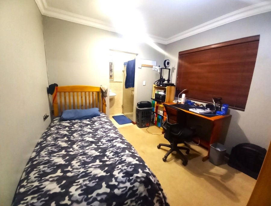 To Let 2 Bedroom Property for Rent in Nieuw Muckleneuk Gauteng