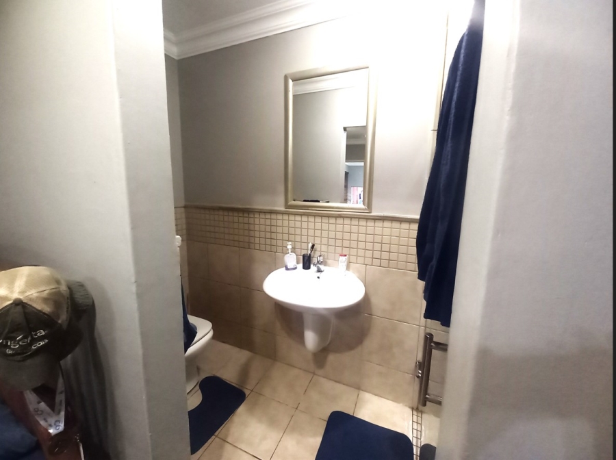 To Let 2 Bedroom Property for Rent in Nieuw Muckleneuk Gauteng