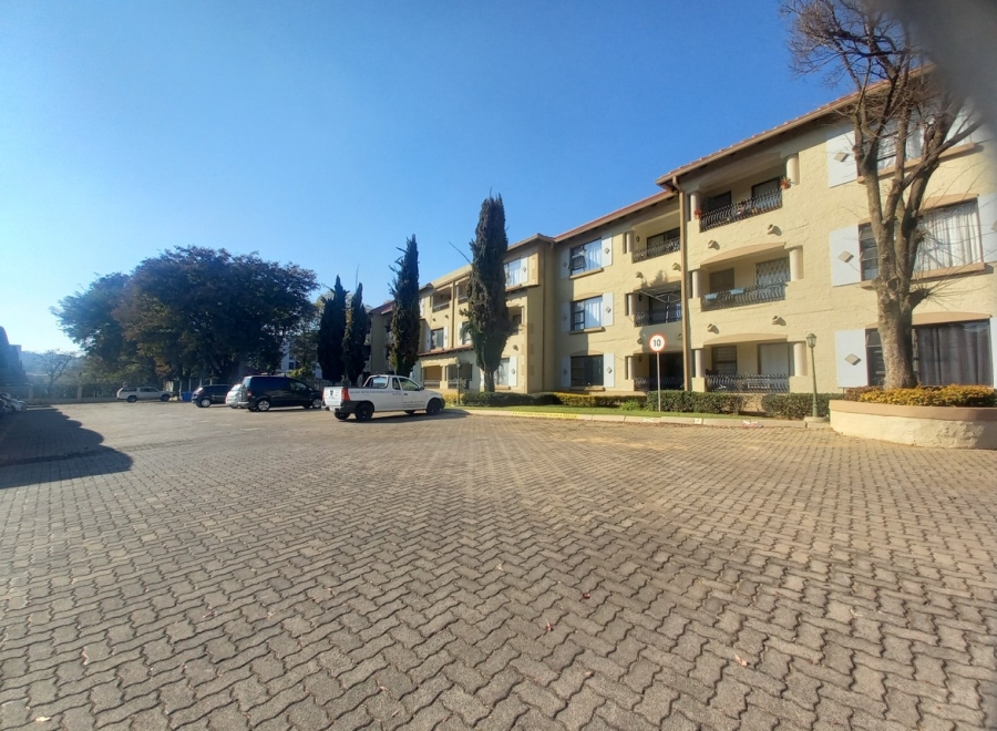 To Let 2 Bedroom Property for Rent in Nieuw Muckleneuk Gauteng