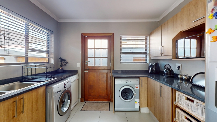 3 Bedroom Property for Sale in Bartlett Gauteng