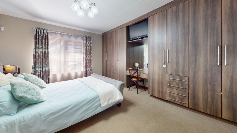 3 Bedroom Property for Sale in Bartlett Gauteng
