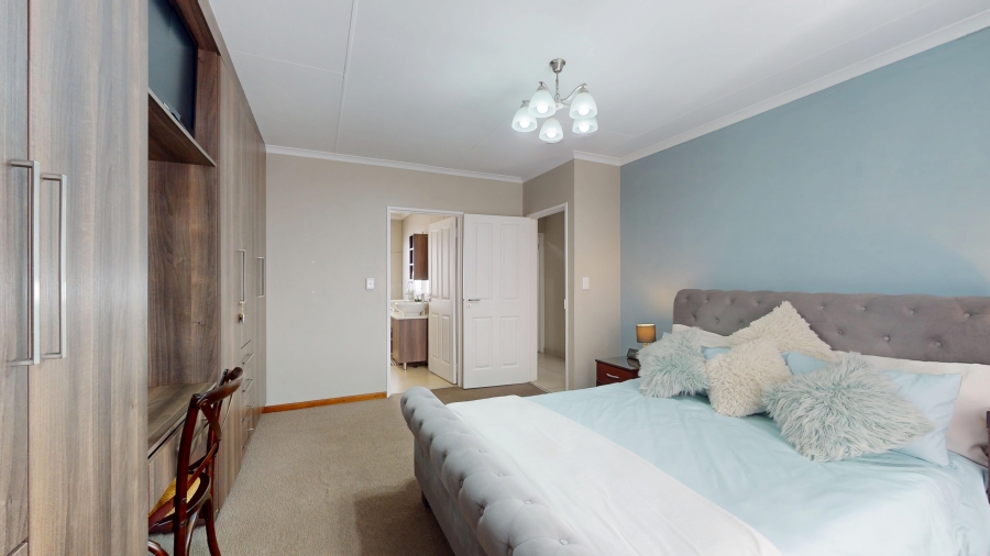 3 Bedroom Property for Sale in Bartlett Gauteng