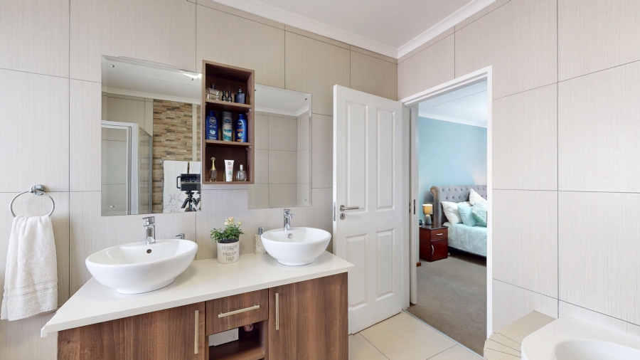 3 Bedroom Property for Sale in Bartlett Gauteng