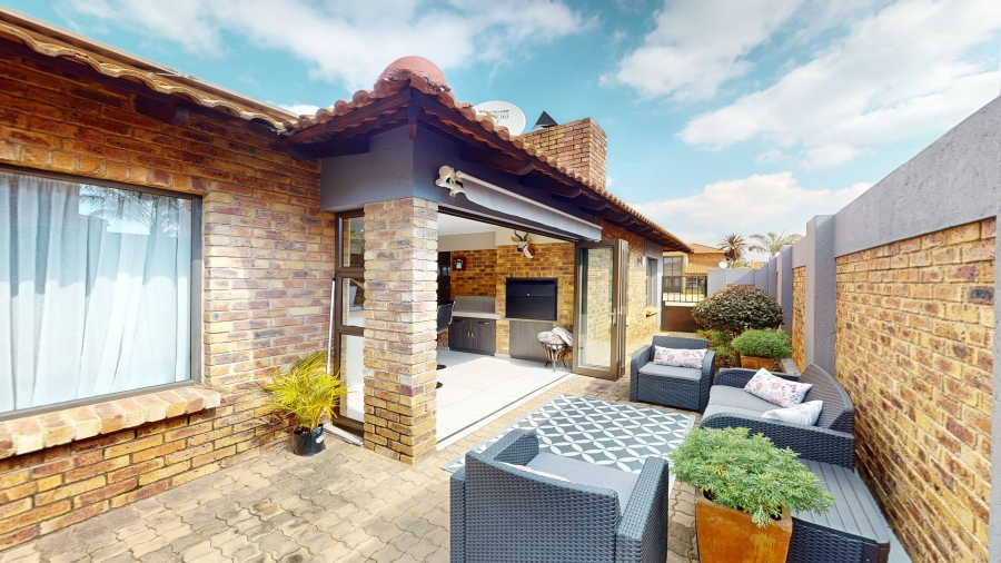 3 Bedroom Property for Sale in Bartlett Gauteng