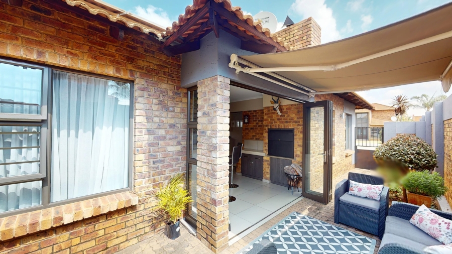 3 Bedroom Property for Sale in Bartlett Gauteng