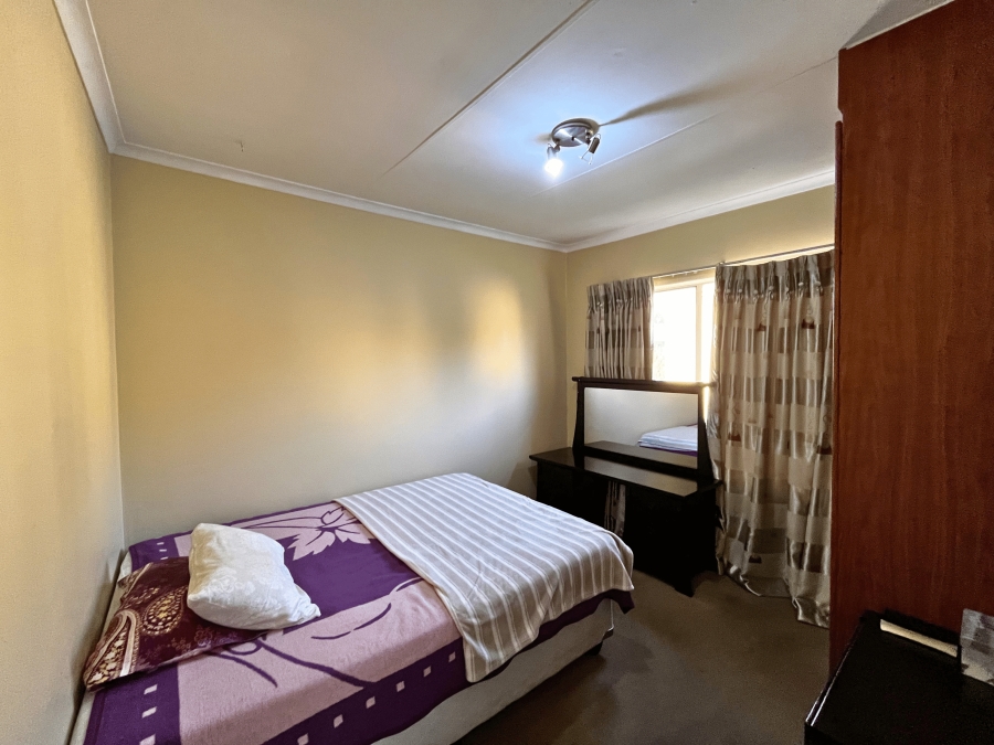 2 Bedroom Property for Sale in Oriel Gauteng