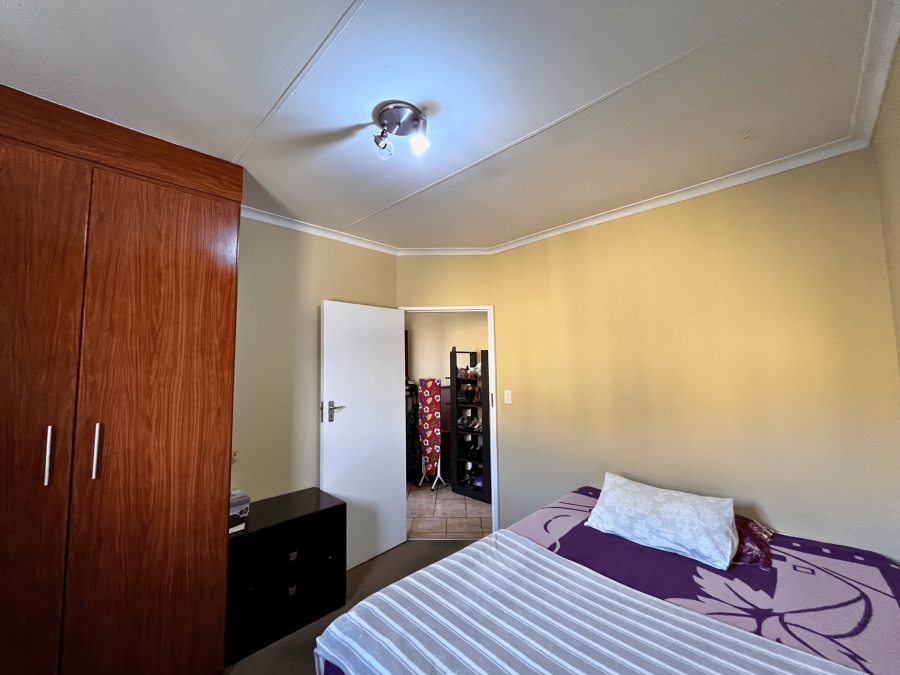 2 Bedroom Property for Sale in Oriel Gauteng