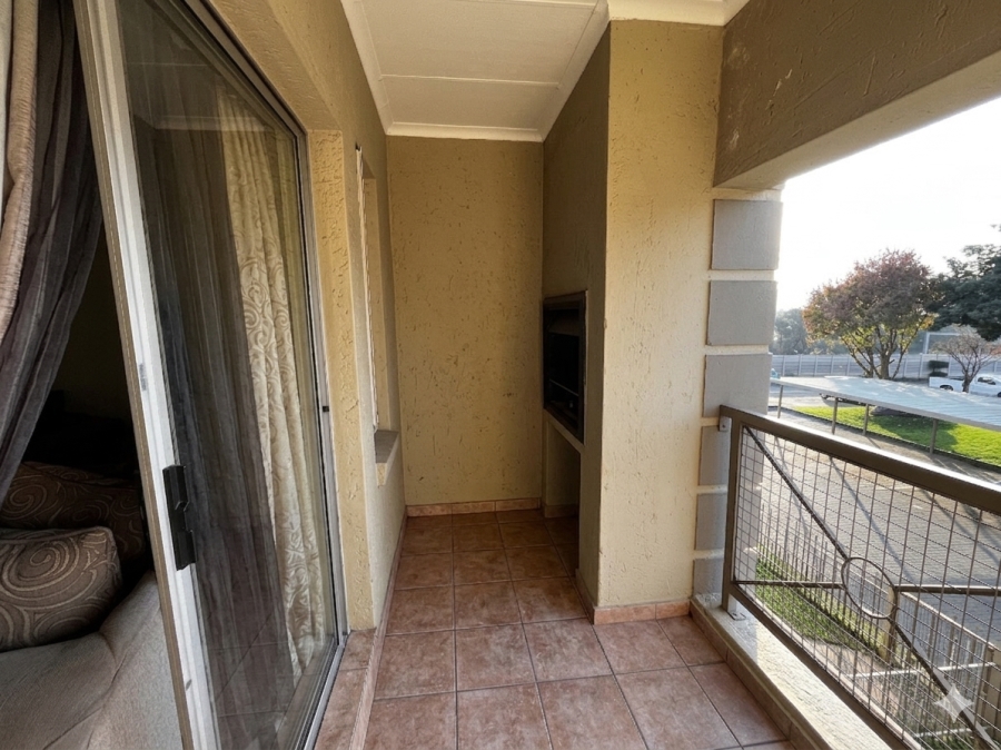 2 Bedroom Property for Sale in Oriel Gauteng