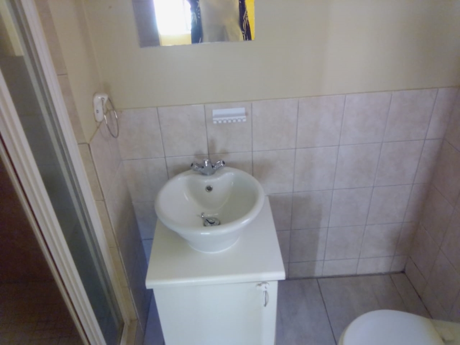 To Let 2 Bedroom Property for Rent in Vanderbijlpark SW 5 Gauteng