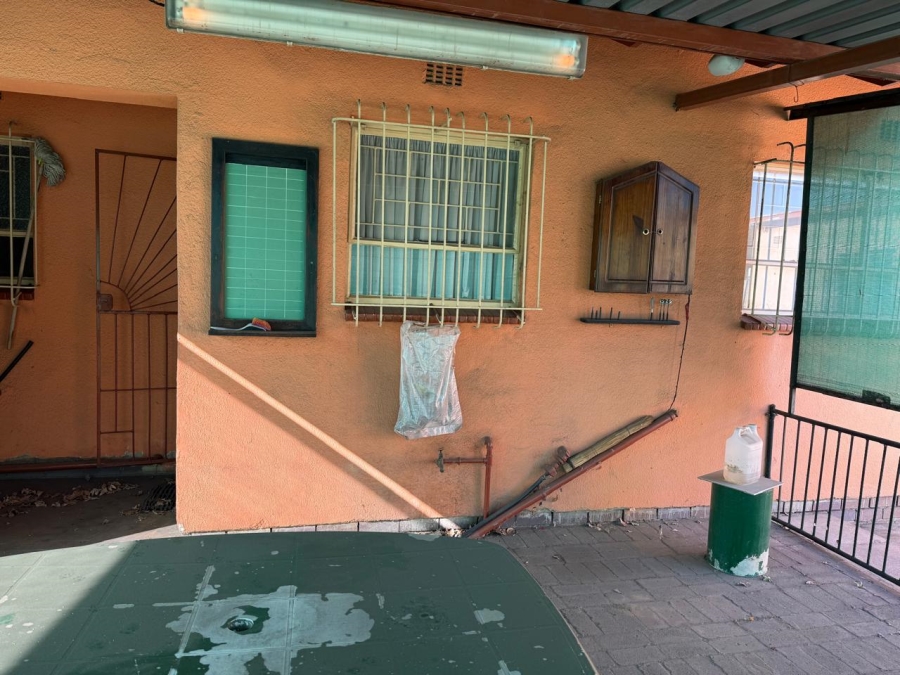 3 Bedroom Property for Sale in Vanderbijlpark SE 6 Gauteng