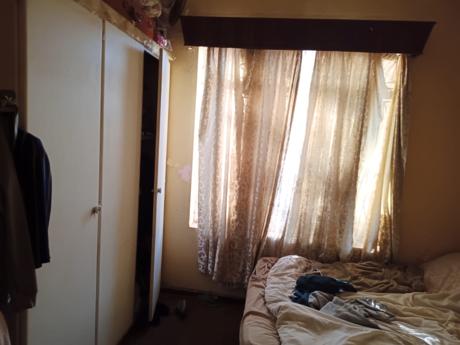 6 Bedroom Property for Sale in Bertrams Gauteng