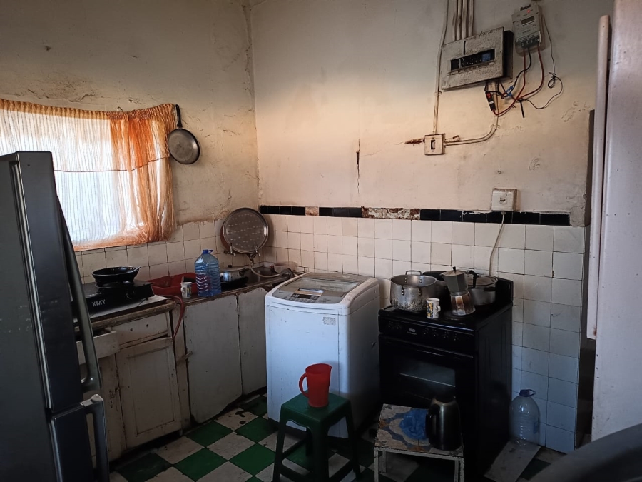 6 Bedroom Property for Sale in Bertrams Gauteng