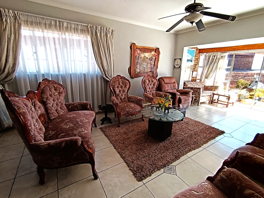 2 Bedroom Property for Sale in Sunair Park Gauteng