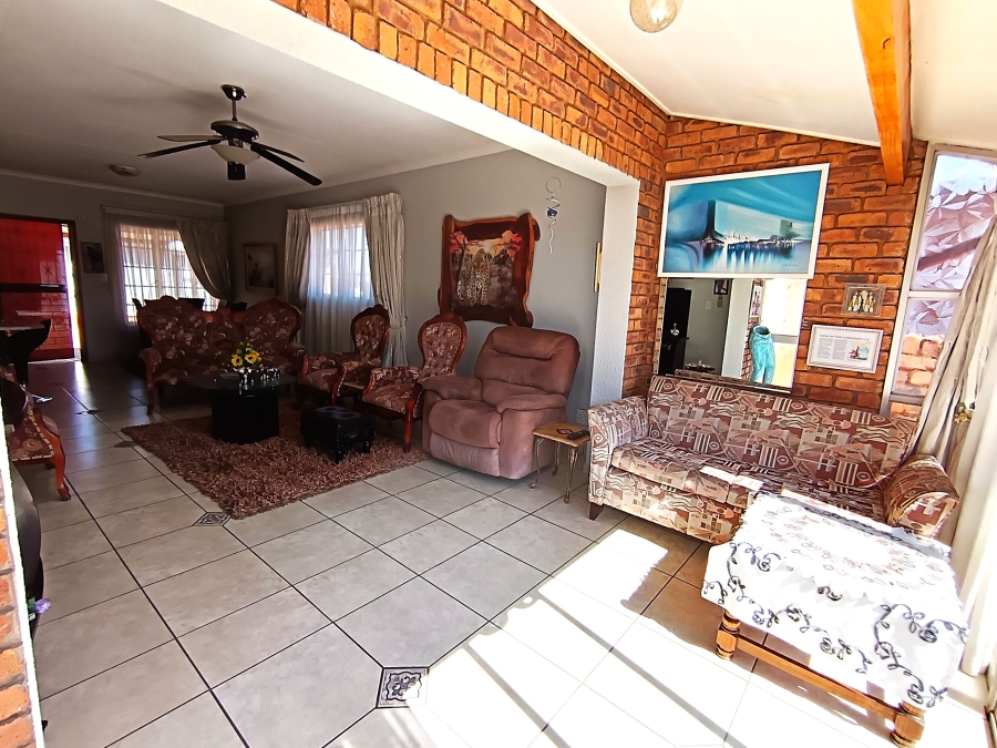 2 Bedroom Property for Sale in Sunair Park Gauteng