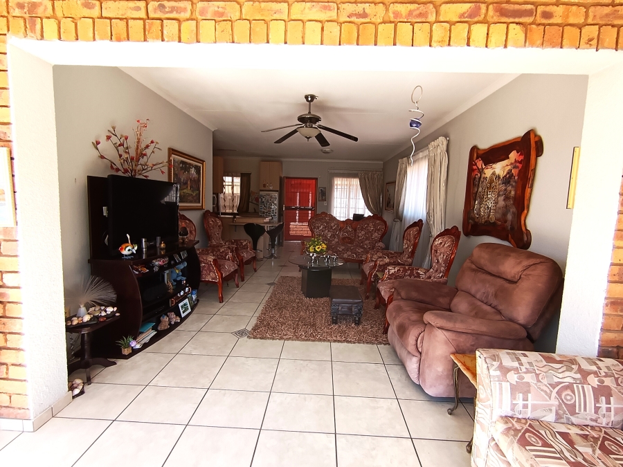 2 Bedroom Property for Sale in Sunair Park Gauteng