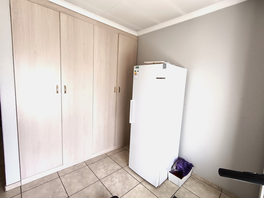 2 Bedroom Property for Sale in Sunair Park Gauteng