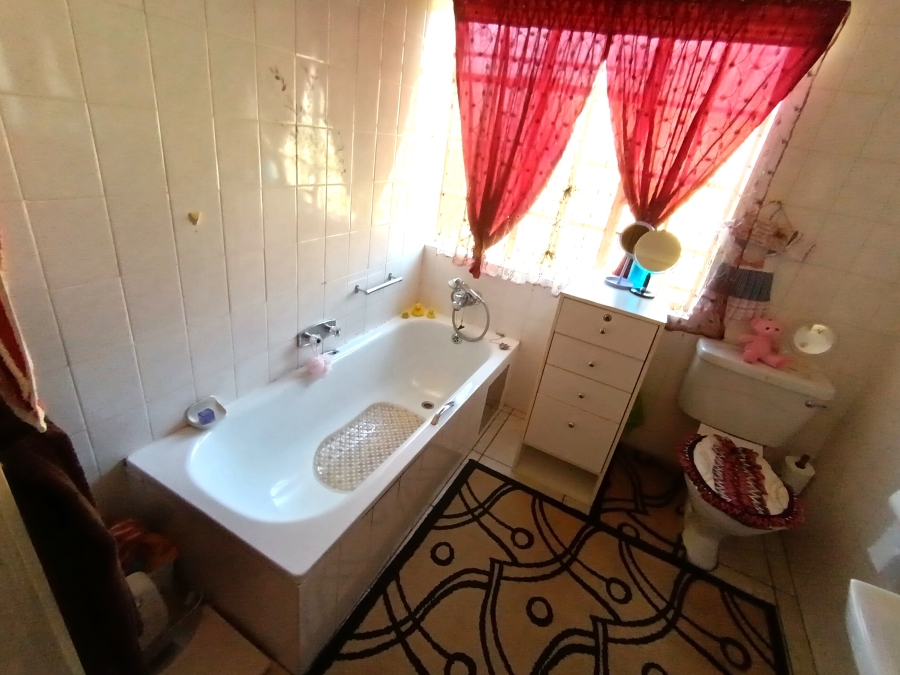 2 Bedroom Property for Sale in Sunair Park Gauteng