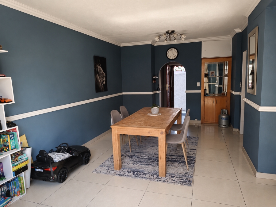 3 Bedroom Property for Sale in Mondeor Gauteng