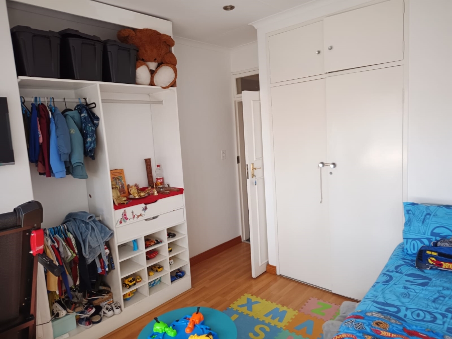 3 Bedroom Property for Sale in Mondeor Gauteng