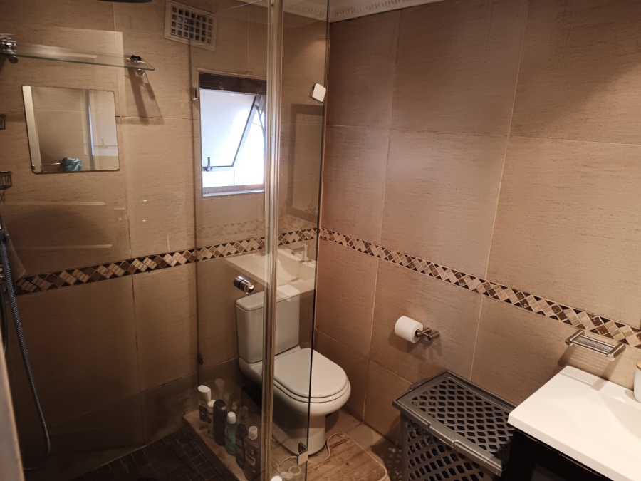 3 Bedroom Property for Sale in Mondeor Gauteng