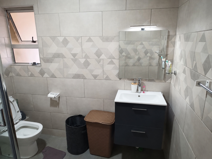 3 Bedroom Property for Sale in Mondeor Gauteng