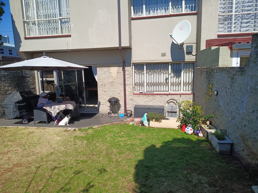 3 Bedroom Property for Sale in Mondeor Gauteng