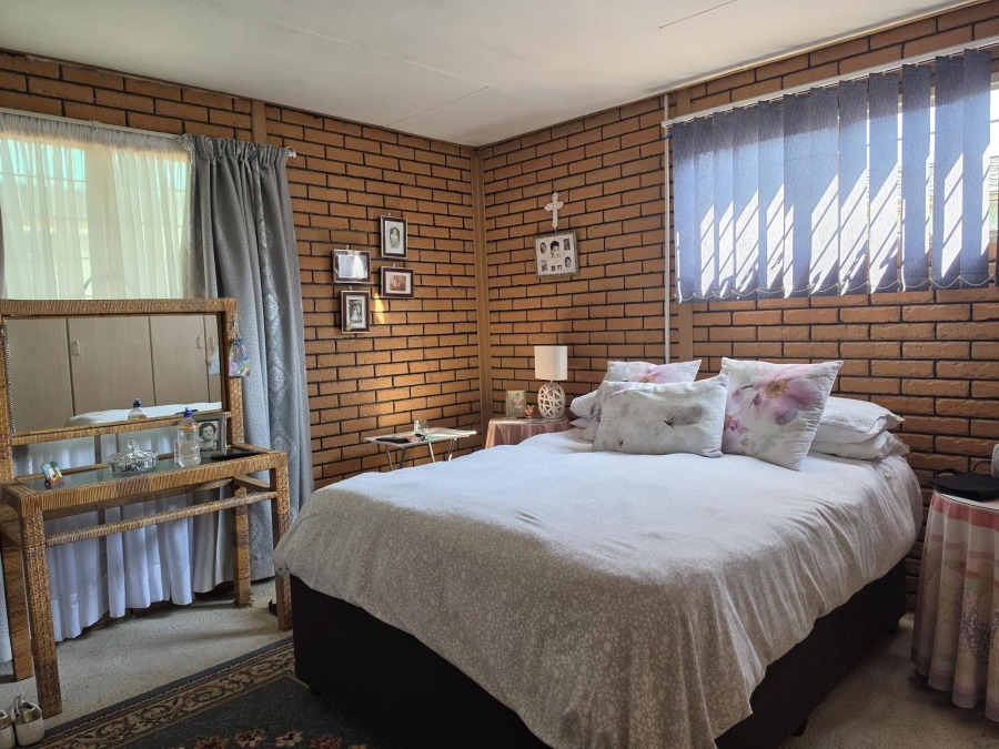 1 Bedroom Property for Sale in Misty Bay Gauteng