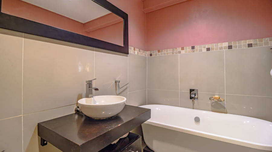 3 Bedroom Property for Sale in Illovo Gauteng