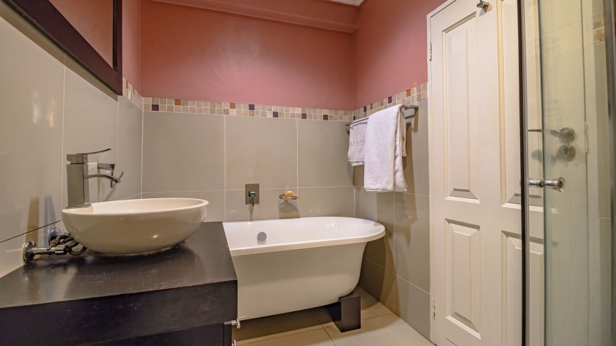 3 Bedroom Property for Sale in Illovo Gauteng