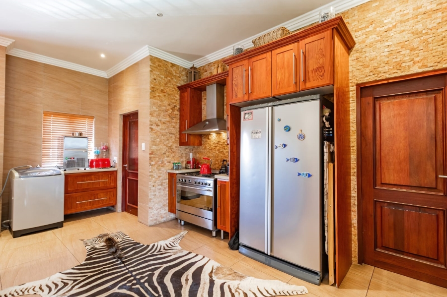 4 Bedroom Property for Sale in Roodeplaat Gauteng