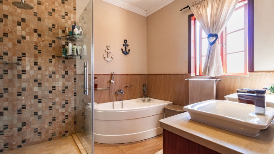 4 Bedroom Property for Sale in Roodeplaat Gauteng