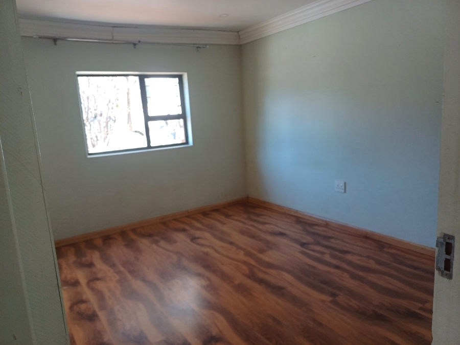 To Let 2 Bedroom Property for Rent in Tedderfield A H Gauteng