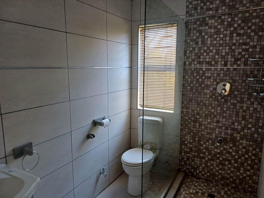 To Let 2 Bedroom Property for Rent in Tedderfield A H Gauteng