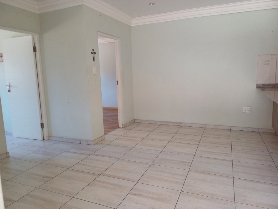 To Let 2 Bedroom Property for Rent in Tedderfield A H Gauteng