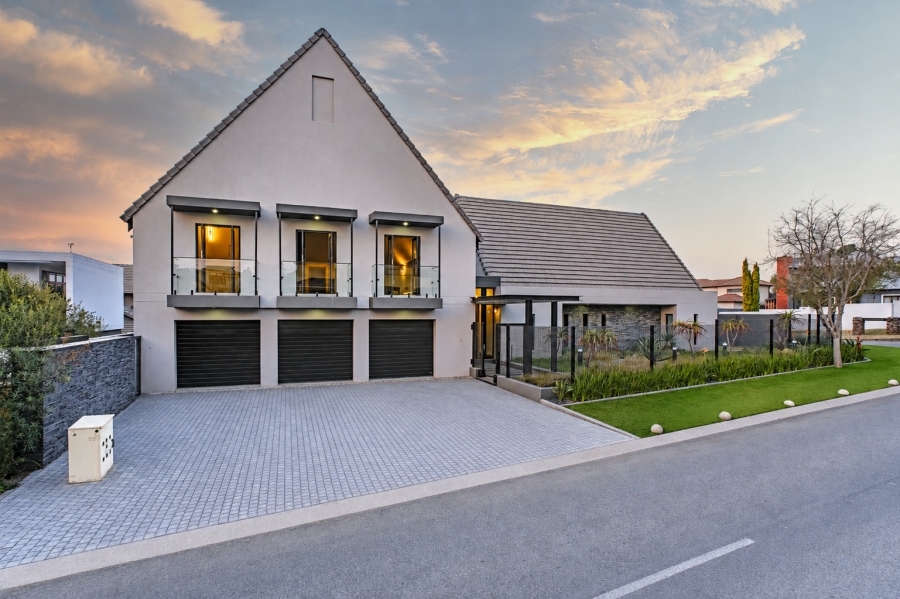 4 Bedroom Property for Sale in Carlswald North Estate Gauteng