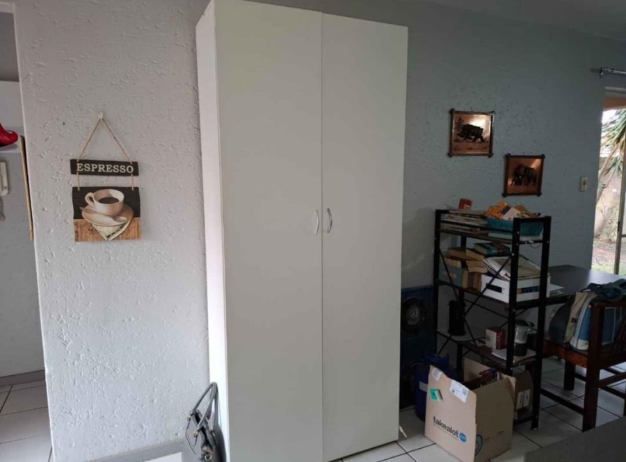 1 Bedroom Property for Sale in Brackendowns Gauteng