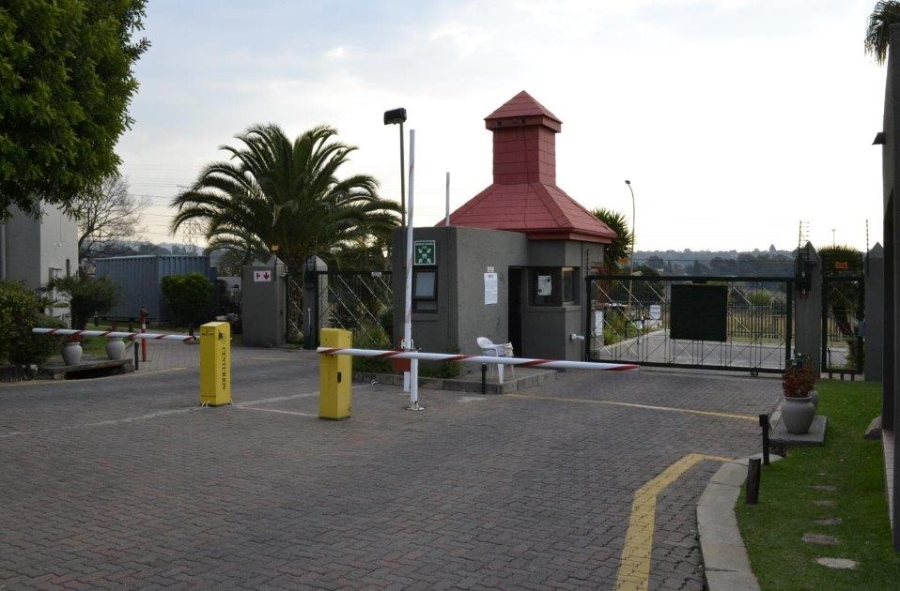 2 Bedroom Property for Sale in Marais Steyn Park Gauteng