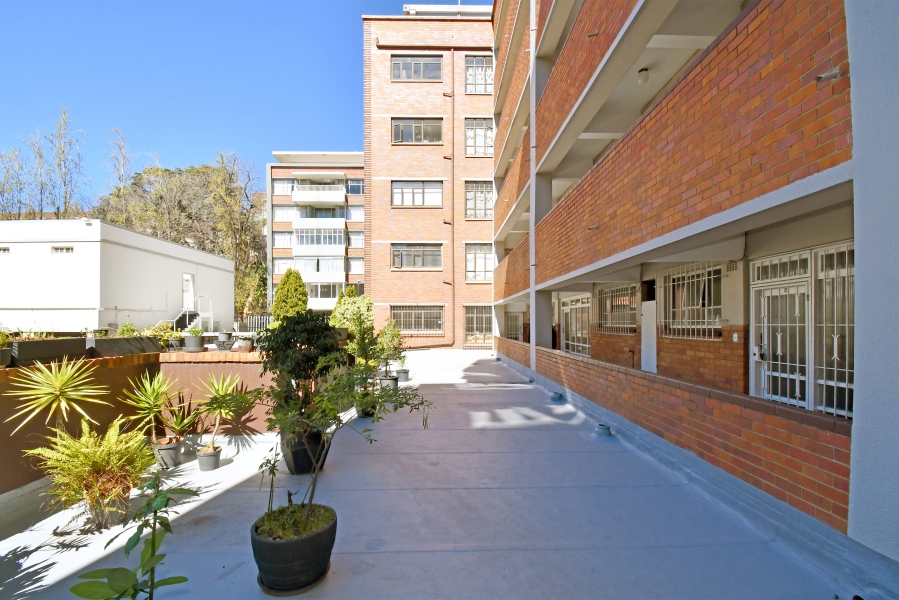 1 Bedroom Property for Sale in Killarney Gauteng