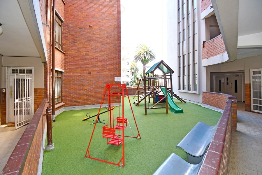 1 Bedroom Property for Sale in Killarney Gauteng