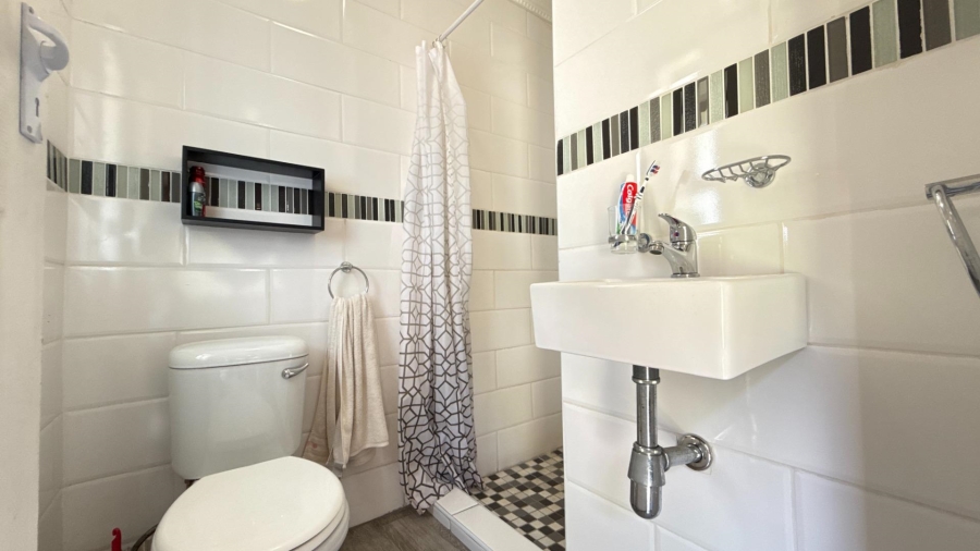 4 Bedroom Property for Sale in Brackenhurst Gauteng