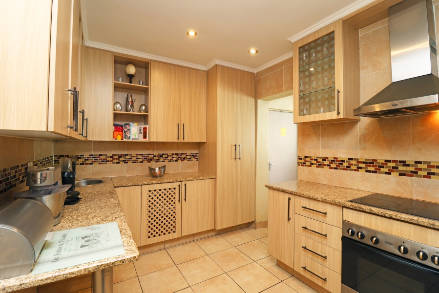 3 Bedroom Property for Sale in Kew Gauteng