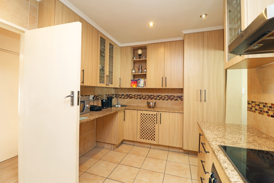 3 Bedroom Property for Sale in Kew Gauteng