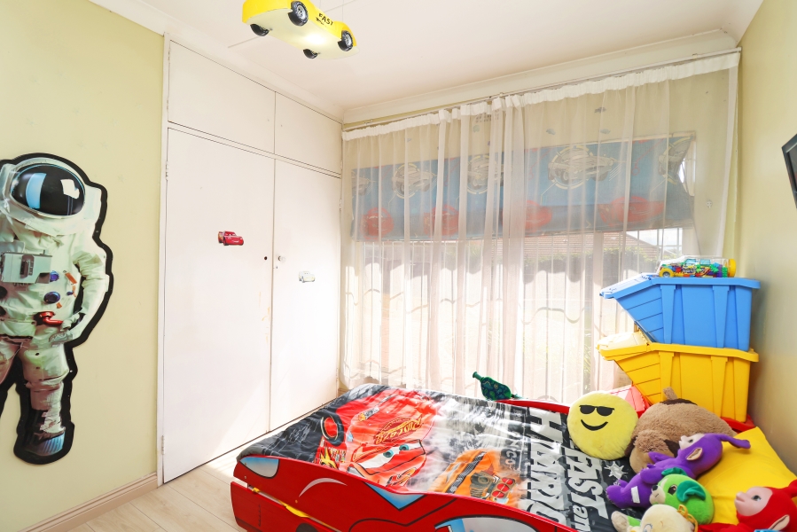 3 Bedroom Property for Sale in Kew Gauteng
