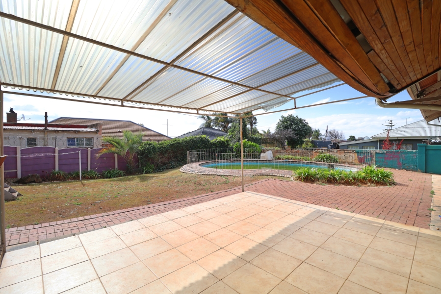 3 Bedroom Property for Sale in Kew Gauteng