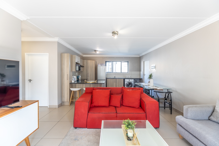 To Let 2 Bedroom Property for Rent in Broadacres Gauteng