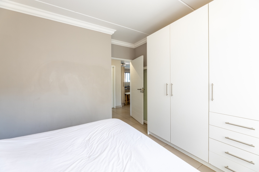 To Let 2 Bedroom Property for Rent in Broadacres Gauteng