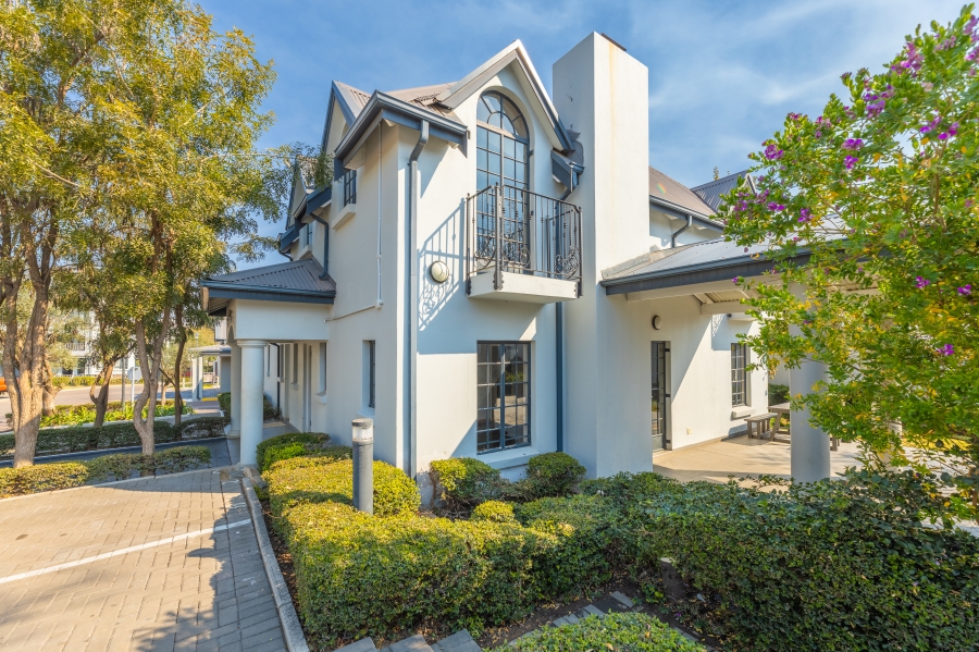 To Let 2 Bedroom Property for Rent in Broadacres Gauteng