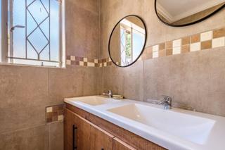 3 Bedroom Property for Sale in Mulbarton Gauteng