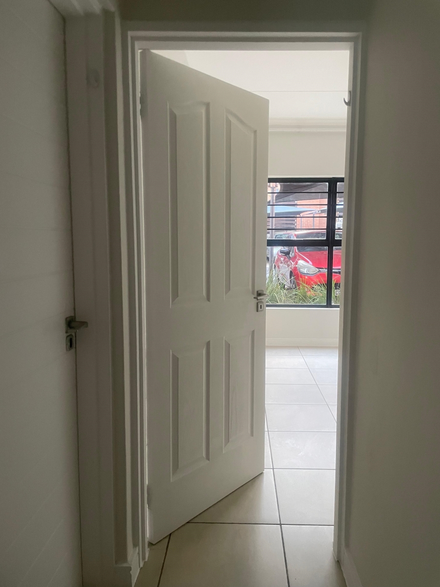 To Let 3 Bedroom Property for Rent in Linbro Park Gauteng